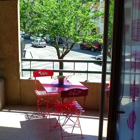 アパート Le Lacassagne Avec Parking *