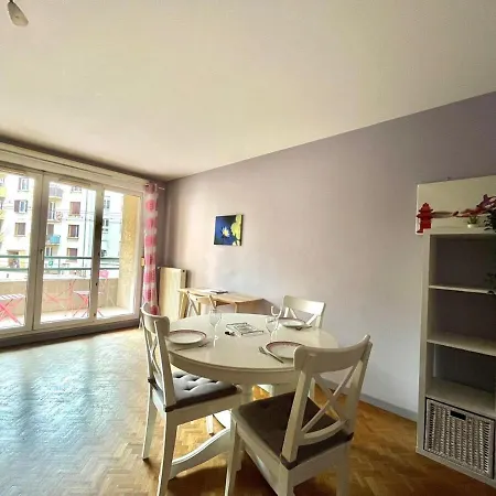 Le Lacassagne Avec Parking Apartment